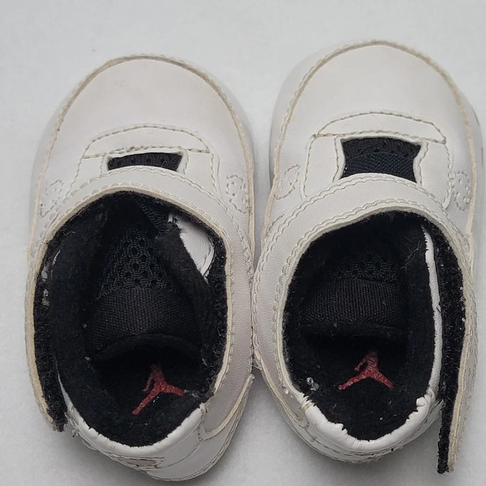 Nike Air Jordan AJF 9 size 1c infant/toddler shoes‎ white red and black 2008